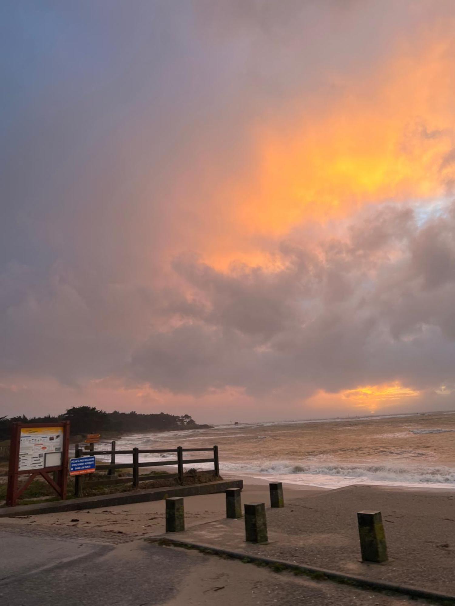 Le Rocher La Plaine-sur-Mer Exterior foto